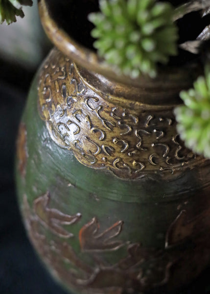 Green Dragon Wooden Pot