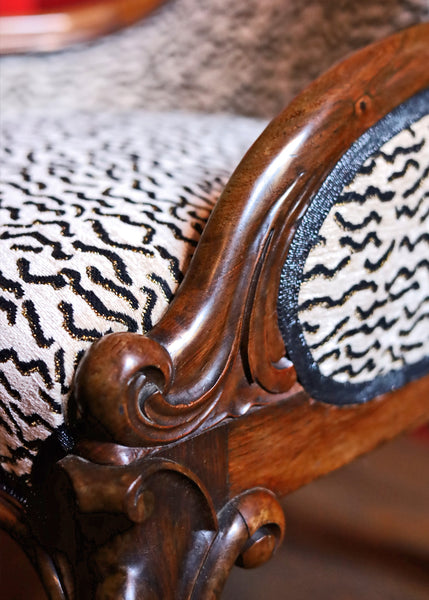La Pompadour Antique Chair